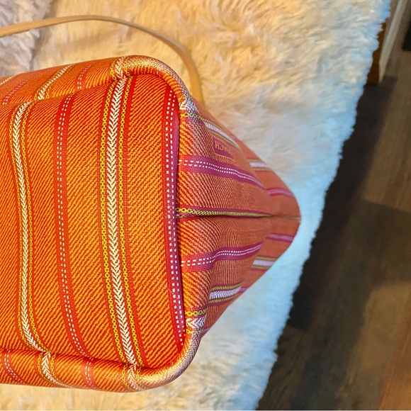 Large PVC Tote - Picture 6 of 9